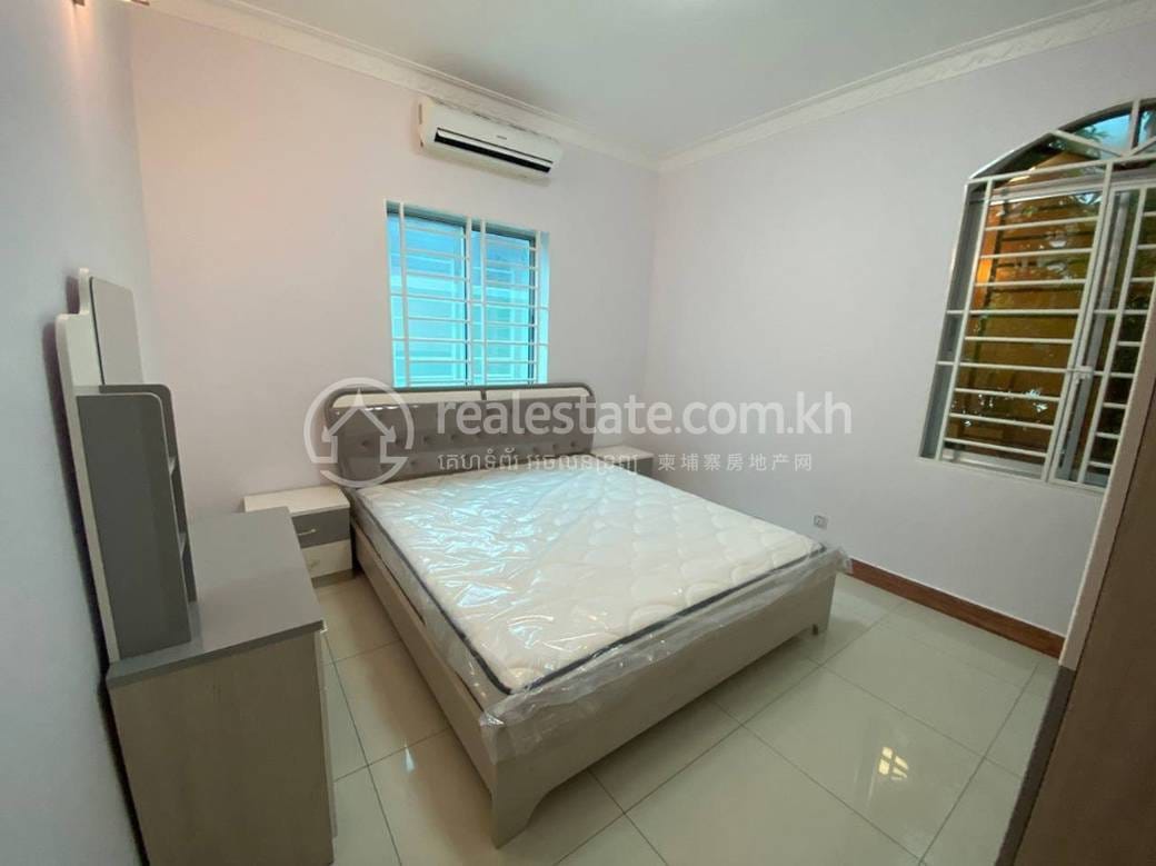 Chamkarmon วิลล่า สำหรับเช่า ใน Tonle Bassac Chamkarmon $2,000