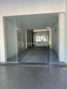  , Ou Ruessei 1, 7 Makara, Phnom Penh