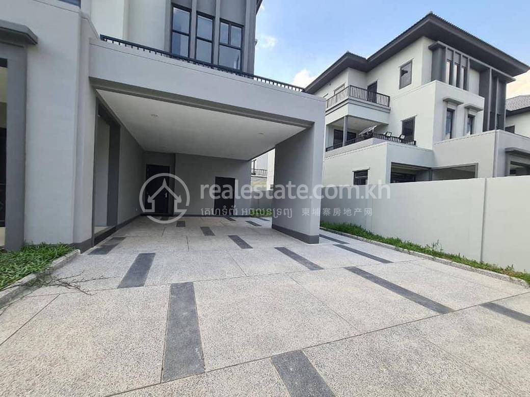 $5,000 Villa