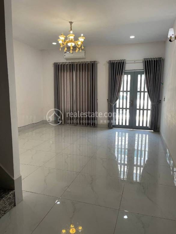 Phnom Penh ThmeyのHouse and lot賃貸物件（Phnom Penh Thmey）