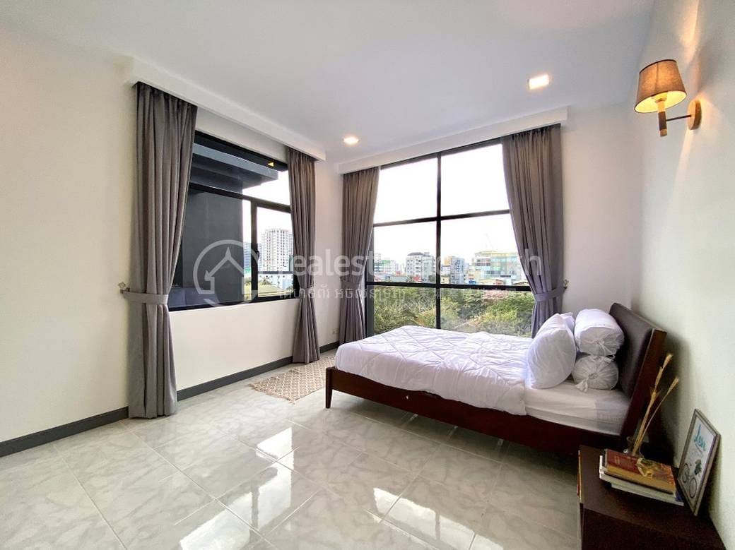 ខុនដូ សំរាប់ជួល នៅBoeng Keng Kang តម្លៃ $1,200