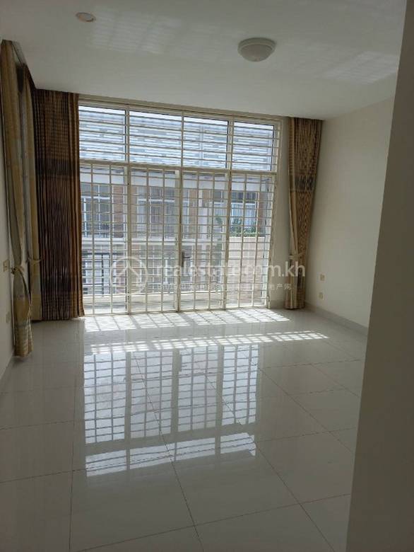 ផ្ទះលក់ដូរ តម្លៃ $650