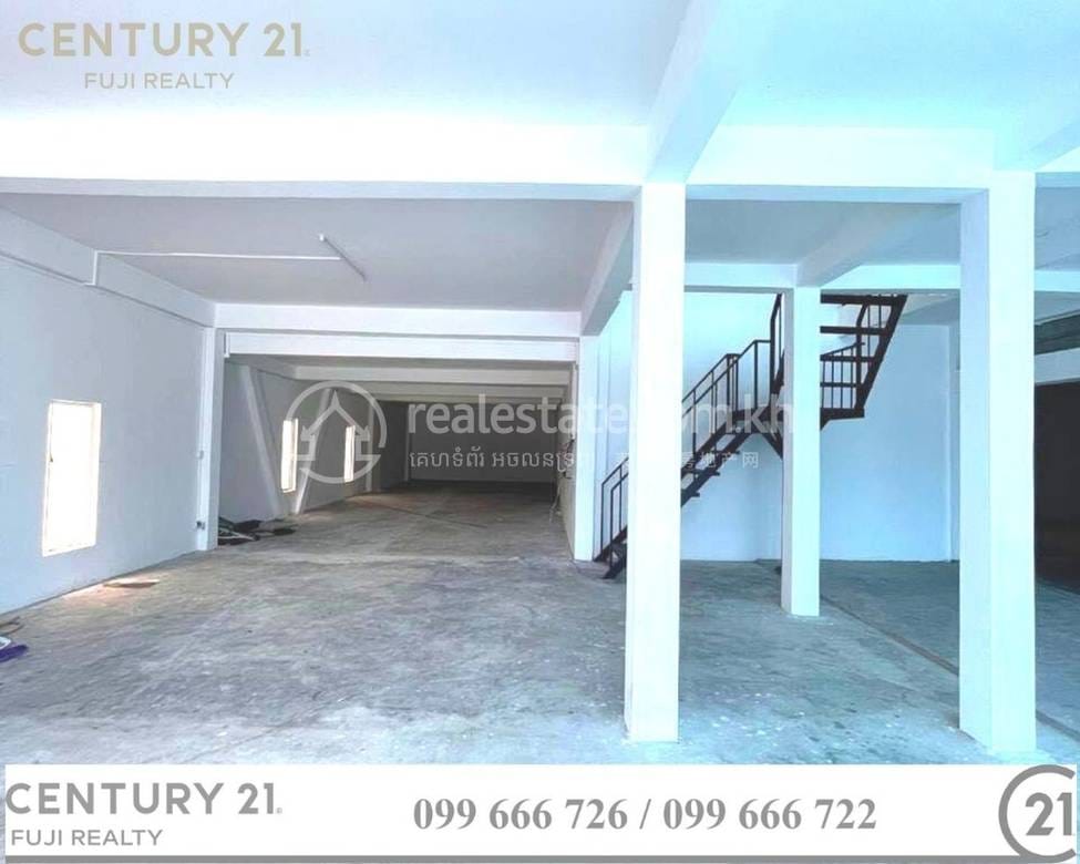 អាគារ សំរាប់ជួល នៅToul Kork តម្លៃ $5,000