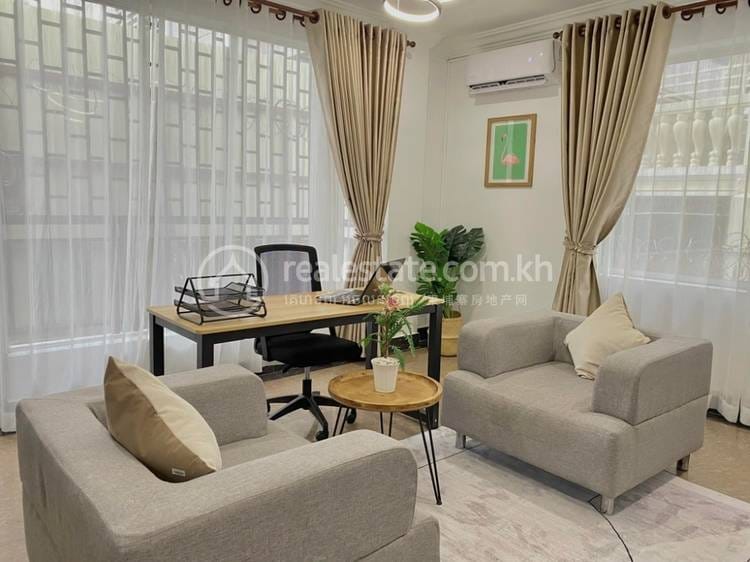 ផ្ទះល្វែង សំរាប់ជួល នៅ BKK 1, Boeng Keng Kang, Phnom Penh