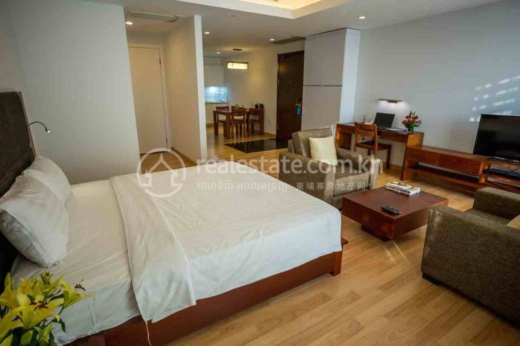 65 sqm Living Size Studio For Rent in Chroy Changvar