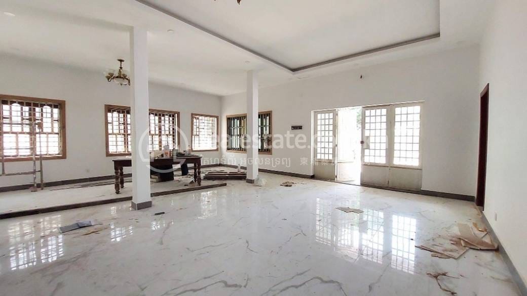 Villa À louer à Boeng Keng Kang $6,500