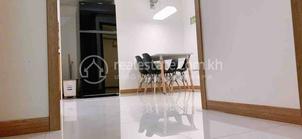 Apartmán se službami K pronájmu in Boeng Keng Kang $700