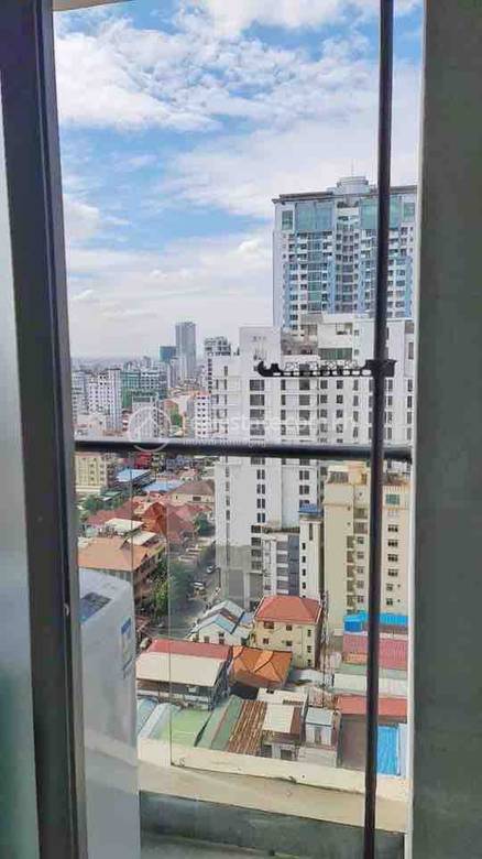 Apartmán se službami K pronájmu in Boeng Keng Kang $500
