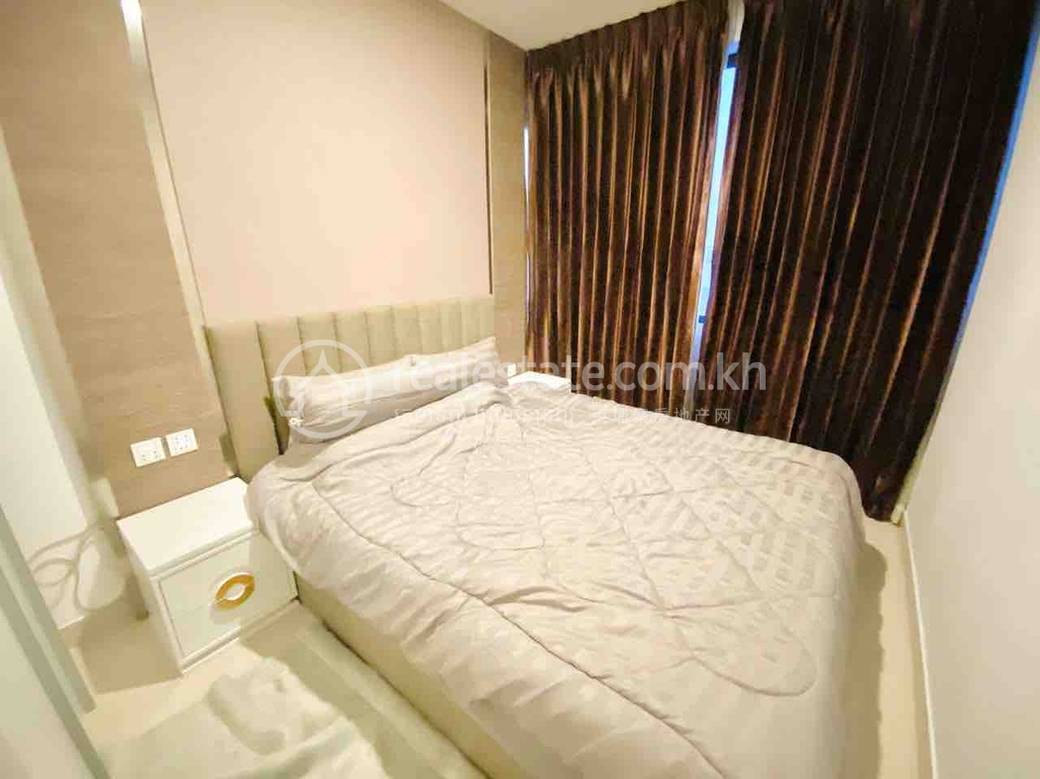 $1,000 Flat