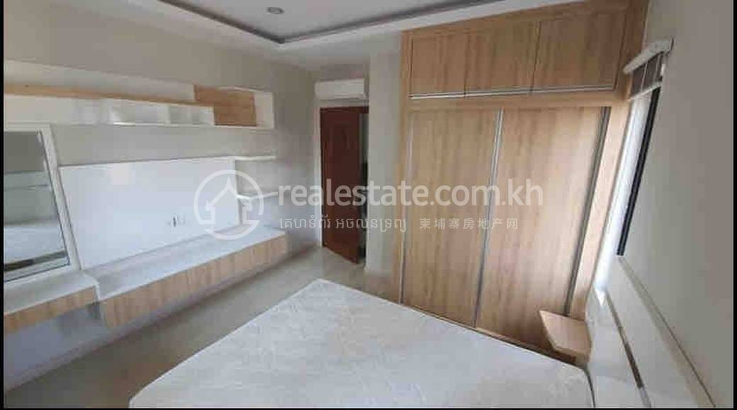 Daun Penh Apartment For Rent in Daun Penh