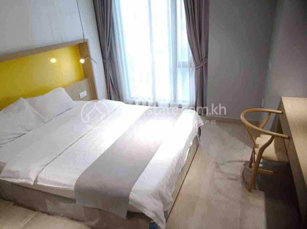 ផ្ទះល្វែង តម្លៃ $700