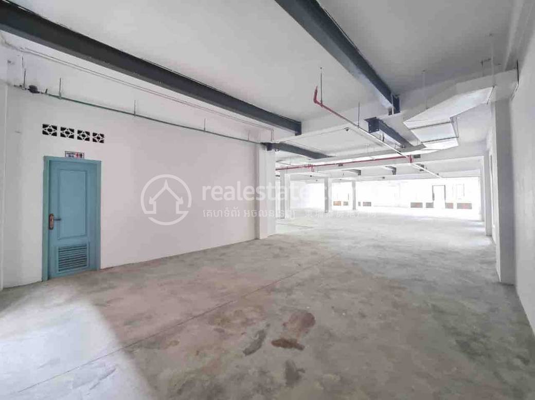 commercial Offices for rent in Phsar Thmei III ID 211712