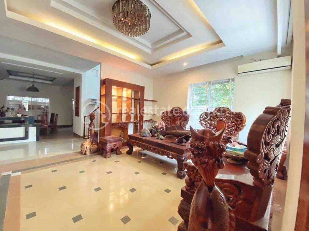 $420,000 Twin Villa
