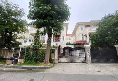 residential Twin Villa for rent ใน Chroy Changvar รหัส 210768