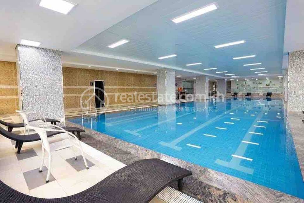 $800 Flat