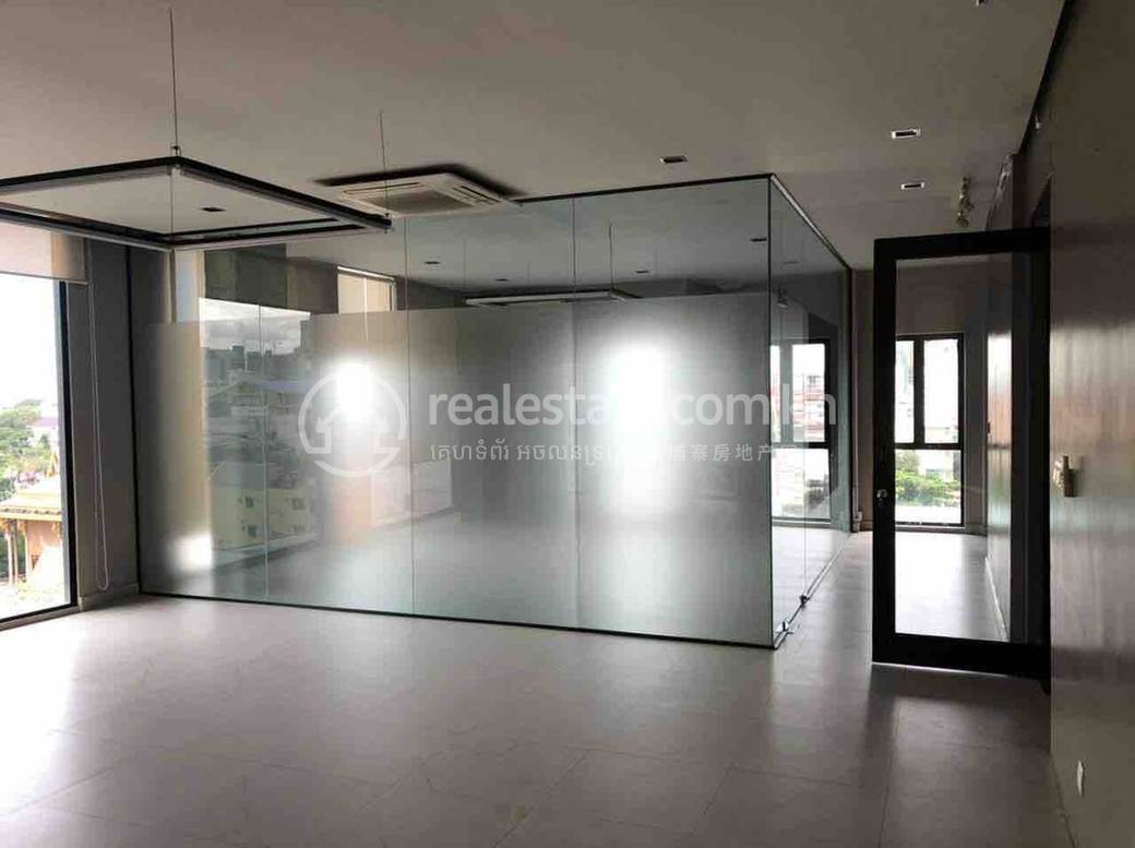 Gallery 01