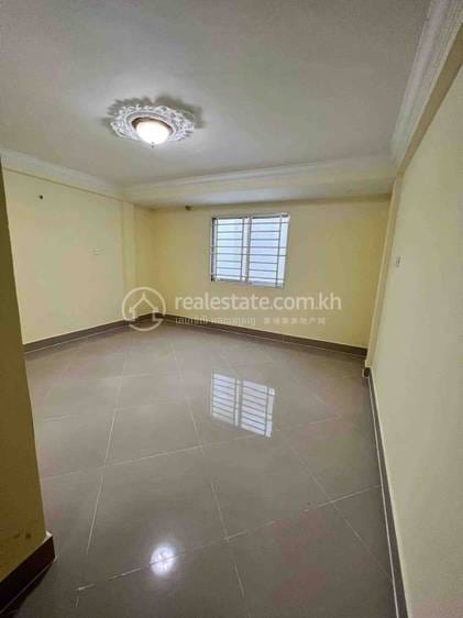 Shophouse For Sale & Rent in Russey Keo $130,000