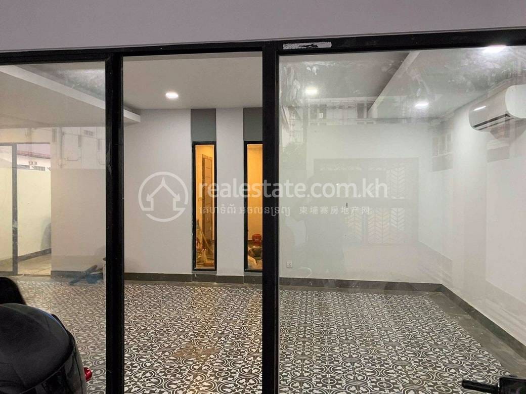 Sangkat Buon Apartmán Na prodej in Sangkat Buon