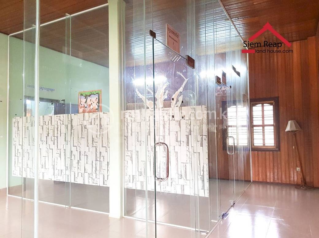 Sala Kamraeuk House and lot For Rent in Sala Kamraeuk
