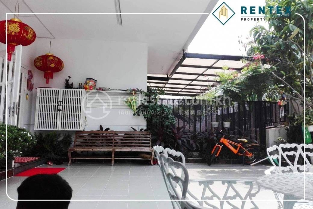 Dvojvila Na prodej in Chrang Chamres I, Russey Keo, Phnom Penh