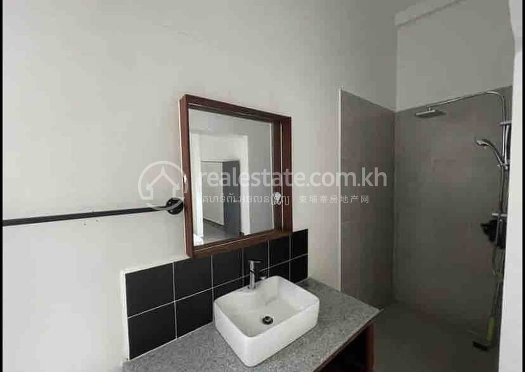 Srah Chak Apartment For Rent in Srah Chak