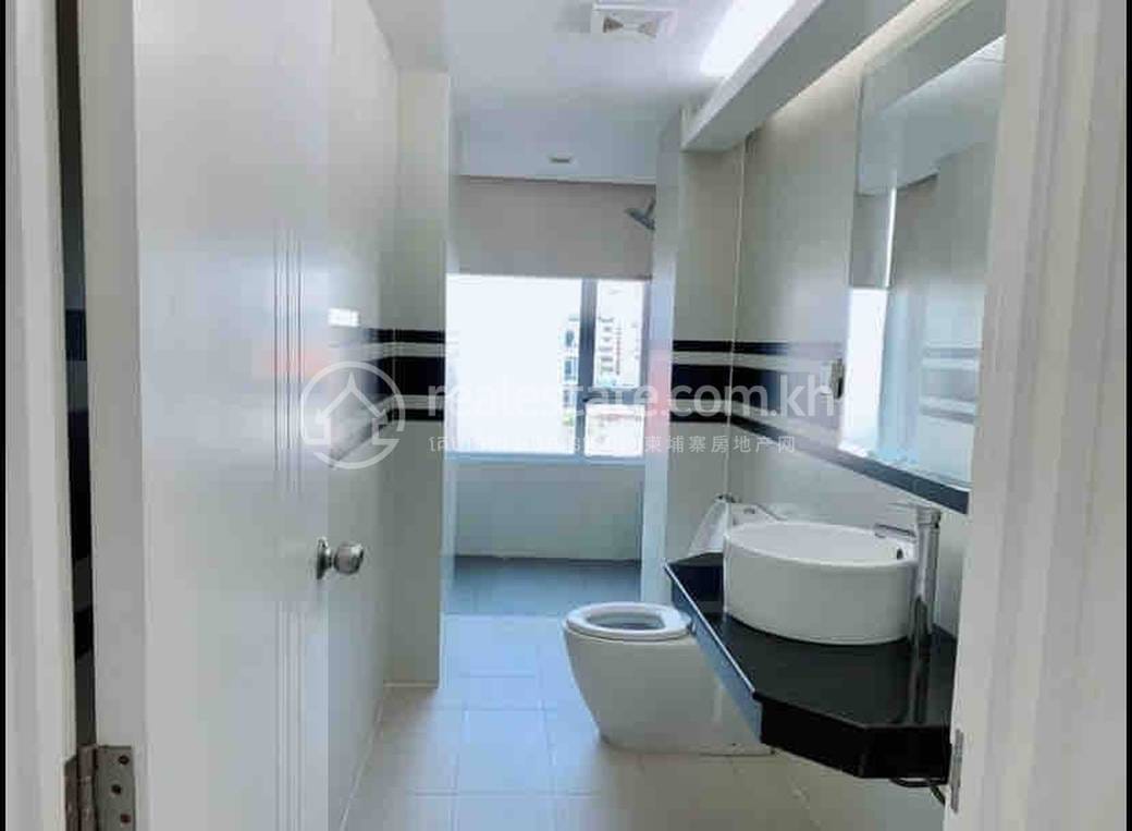 Tonle Bassac Apartment For Rent in Tonle Bassac