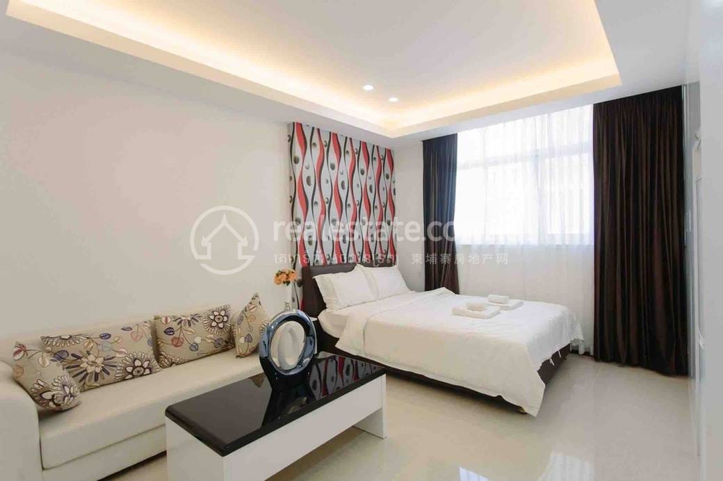 Apartment For Rent in Tonle Bassac, Chamkarmon, Phnom Penh