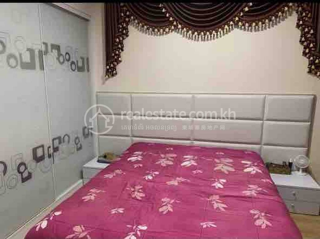 คอนโด สำหรับเช่า ใน 7 Makara $400