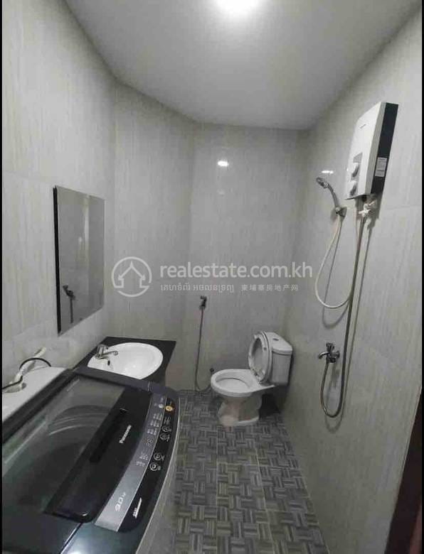 Chamkarmon Apartment For Rent in Chamkarmon