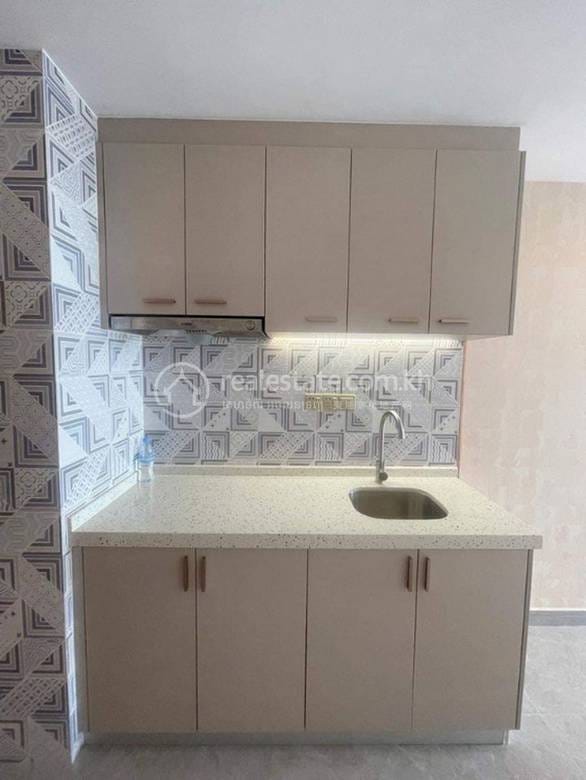 Condo For Rent in Toul Kork $550