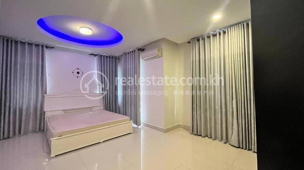 Sen Sok วิลล่าแฝด สำหรับเช่า ใน Khmuonh Sen Sok $1,100