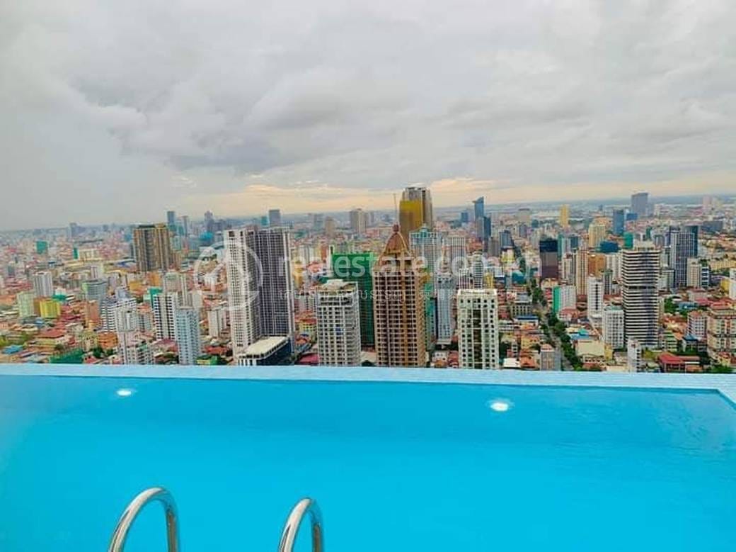 $1,200 Condo