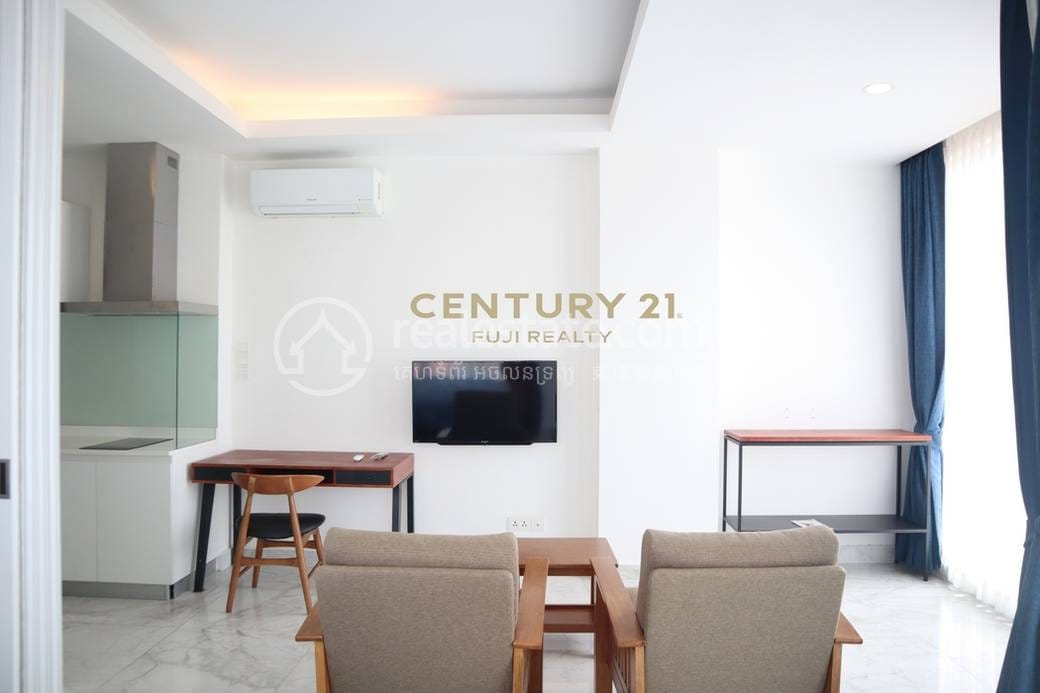 J Tower Condo | Condo Na prodej with 1 Parking Space