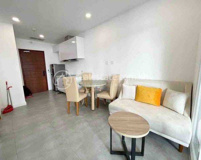 Apartment For Rent with 1 Parking Space