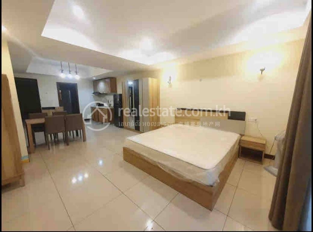 Apartment For Rent in Tonle Bassac, Chamkarmon, Phnom Penh