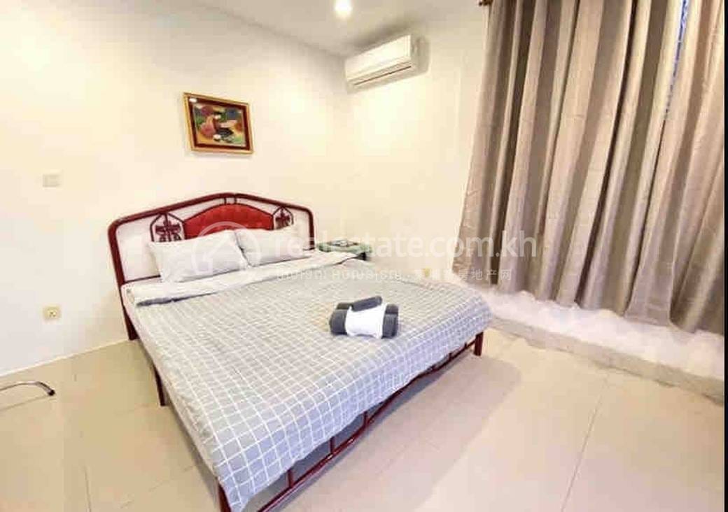 ខុនដូ សំរាប់ជួល នៅChamkarmon តម្លៃ $330