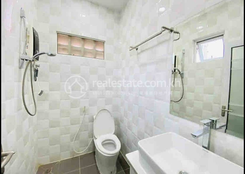 Chamkarmon Apartment For Rent in Chamkarmon