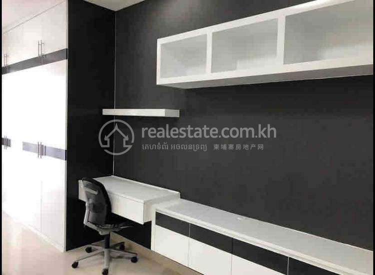 residential Apartment for rent in Tonle Bassac ID 211927 1