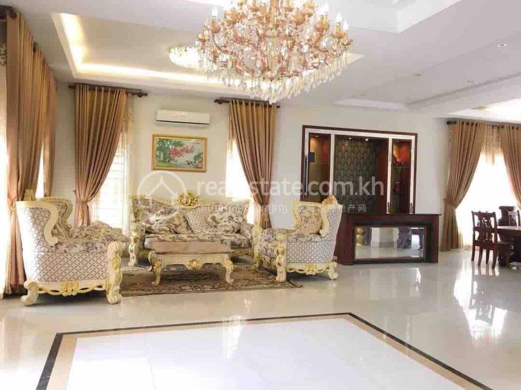 $3,000 Villa