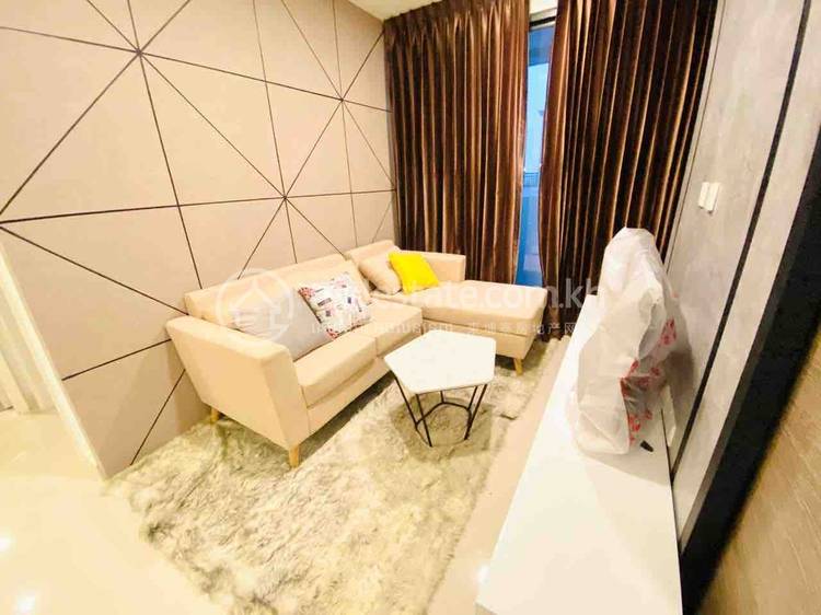 Flat For Rent in Tonle Bassac, Chamkarmon, Phnom Penh