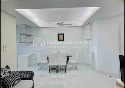 Apartment For Rent in Tonle Bassac, Chamkarmon, Phnom Penh