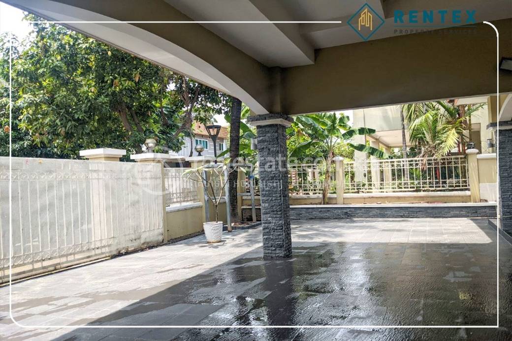 វីឡា សំរាប់ជួល នៅToul Kork តម្លៃ $1,500