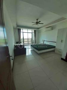 Tonle Bassac, Chamkarmon, Phnom Penh