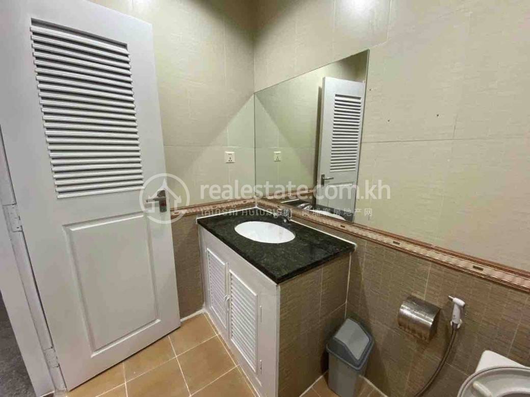 7 Makara Apartmán se službami K pronájmu in 7 Makara