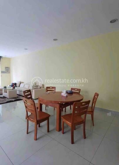 Tonle Bassac Villa For Rent in Tonle Bassac