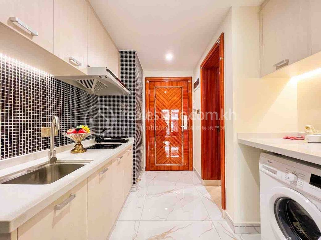 Chamkarmon Condo For Rent in Chamkarmon