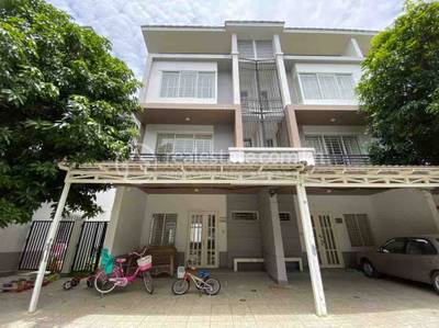 residential Twin Villa for rent in Preaek Lieb ID 211472