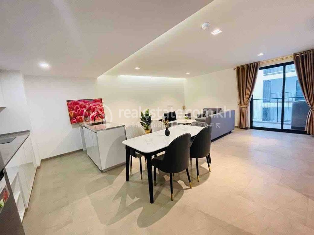 ផ្ទះល្វែង តម្លៃ $600