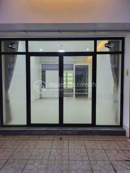 Shophouse For Rent in Chbar Ampov $800