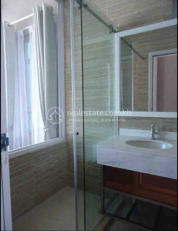 Tonle Bassac Apartment For Rent in Tonle Bassac
